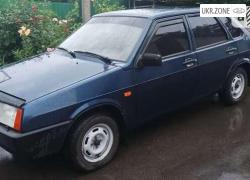Седан ВАЗ (LADA) 21099 I 2004 в Лысянке