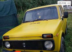 Внедорожник 3 двери ВАЗ (LADA) 2121 (4x4) I 1984 в Гусятине