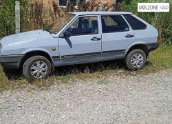 Хэтчбек 5 дверей ВАЗ (LADA) 2109 I 1999 в Черновцах