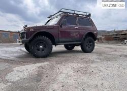 Внедорожник 3 двери ВАЗ (LADA) 2121 (4x4) I Рестайлинг 2000 в Харькове