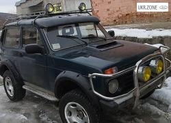 Позашляховик 3 двері ВАЗ (LADA) 2121 (4x4) I Рестайлінг 1996 у Вижниці