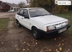 Хэтчбек 5 дверей ВАЗ (LADA) 2109 I 1990 в Хороле