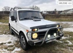 Внедорожник 3 двери ВАЗ (LADA) 2121 (4x4) I 1984 в Калуше