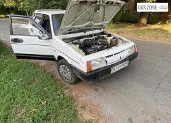 Хэтчбек 5 дверей ВАЗ (LADA) 2109 I 1988 в Нежине
