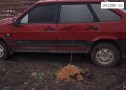 Хэтчбек 5 дверей ВАЗ (LADA) 2109 I 1993 в Кривом Роге