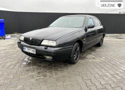 Седан Lancia Kappa I 2000 у Львові