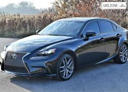 Седан Lexus IS 2016 в Львове