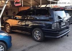 Внедорожник 5 дверей Lexus LX II (470) Рестайлинг 2005 в Запорожье