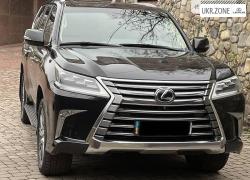 Внедорожник 5 дверей Lexus LX III (570) Рестайлинг 2 2016 в Киеве