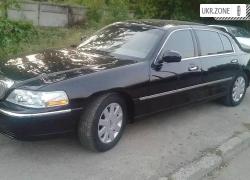 Седан Lincoln Town Car III Рестайлинг 2008 в Виннице