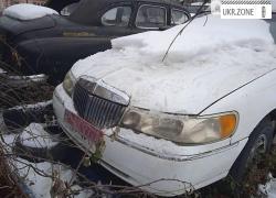 Седан Lincoln Town Car III 2000 в Ужгороде
