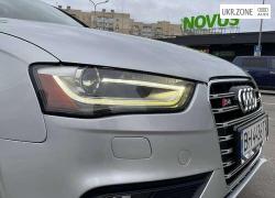 Седан Audi A4 IV (B8) Рестайлинг 2012 в Киеве