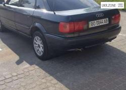 Седан Audi 80 V (B4) 1994 в Гусятине