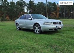 Седан Audi A8 I (D2) 1995 в Червонограде