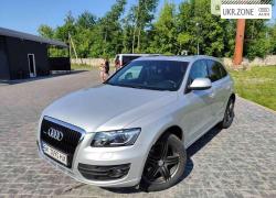 Внедорожник 5 дверей Audi Q5 I (8R) 2010 в Ровно