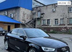 Седан Audi A3 2016 у Слов