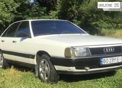 Седан Audi 100 III (C3) 1985 в Чорткове
