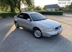 Седан Audi A4 2000 в Иваничах