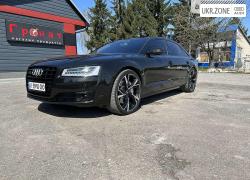 Седан Audi A8 2014 в Виннице