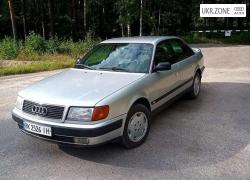 Седан Audi 100 IV (C4) 1992 в Рокитном