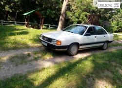 Седан Audi 100 III (C3) Рестайлинг 1989 в Львове