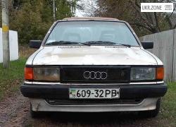 Седан Audi 80 III (B2) 1983 в Дубно