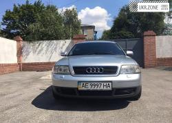 Седан Audi A6 II (C5) 1998 у Павлограді