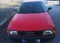 Седан Audi 80 1991 в Днепрорудном
