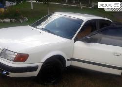 Седан Audi 100 IV (C4) 1993 в Хусте