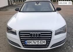 Седан Audi A8 2013 у Бердичеві