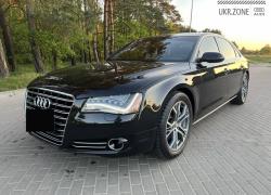 Седан Audi A8 2013 в Львове