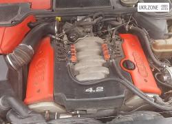 Седан Audi A8 1999 в Раздельной