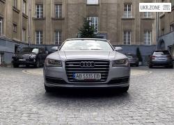 Седан Audi A8 III (D4) Рестайлинг 2015 в Львове