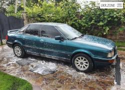 Седан Audi 80 V (B4) 1993 в Надворной