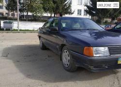 Седан Audi 100 III (C3) Рестайлінг 1989 у Тернополі
