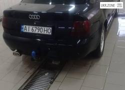 Седан Audi A4 2000 в Казатине