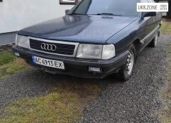 Седан Audi 100 III (C3) Рестайлінг 1989 у Турійську
