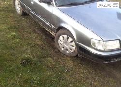 Седан Audi 100 1991 в Жолкве