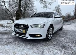 Седан Audi A4 2015 в Киеве