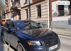 Внедорожник 5 дверей Audi Q5 I (8R) 2011 в Львове