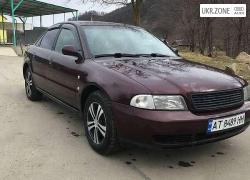 Седан Audi A4 I (B5) 1996 в Вижнице