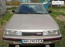Хетчбек 5 дверей Mazda 626 III (GD) 1990 у Житомирі