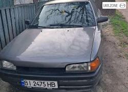 Седан Mazda 323 1991 в Лубнах
