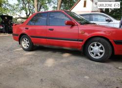 Седан Mazda 323 1993 в Тульчине
