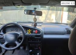 Седан Mazda 323 1995 в Подольске