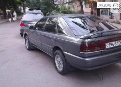 Хэтчбек 5 дверей Mazda 626 III (GD) 1990 в Одессе