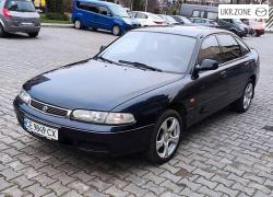 Хэтчбек 5 дверей Mazda 626 1996 в Черновцах