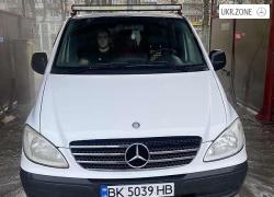 Минивэн Mercedes-Benz Vito II (W639) 2006 в Ровно
