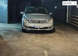 Минивэн Mercedes-Benz R-Класс I 2005 в Киеве