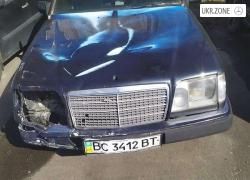 Седан Mercedes-Benz E-Класс I (W124) 1994 в Львове